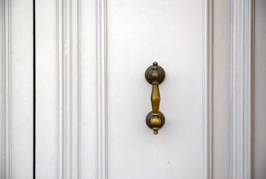 White Enamelled Painted Doors Turning Crème